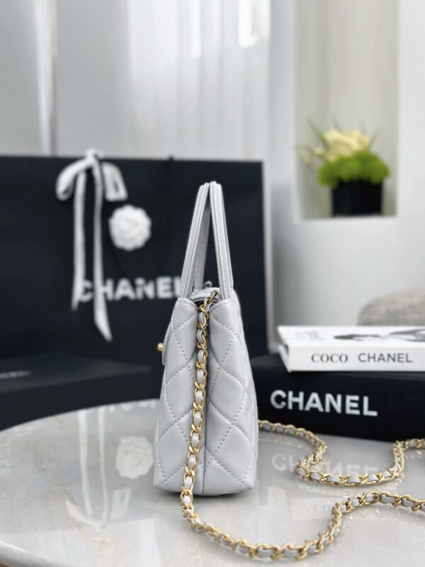 CHANEL 25C Kelly- New Color