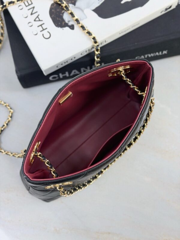 CHANEL Small Tote Lambskin