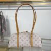 LV Squire East-West M2A457