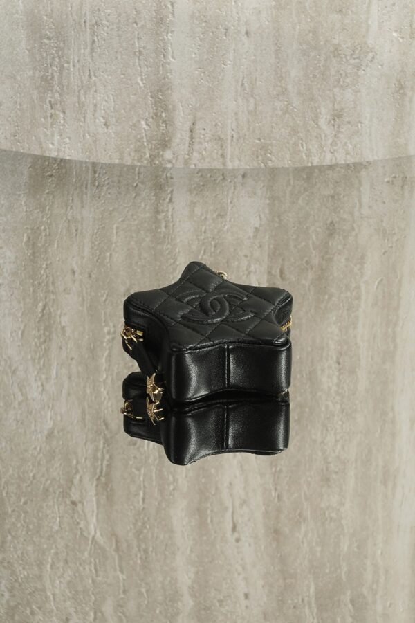 CHANEL 26C Star Wallet