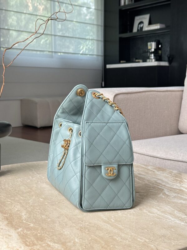 CHANEL 25Bag Caviar leather Small In Dusty Blue