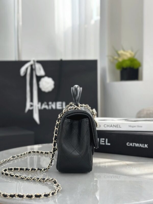 CHANEL 25K Quilted Calfskin Bow & Crystal Handbag