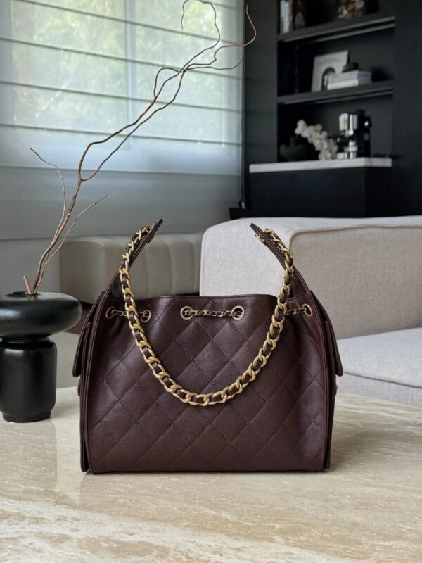 CHANEL 25Bag Caviar leather In Dark Brown