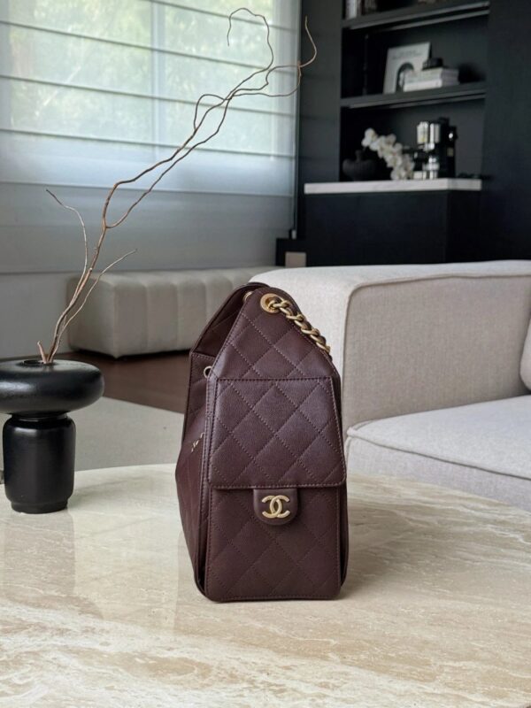 CHANEL 25Bag Caviar leather In Dark Brown