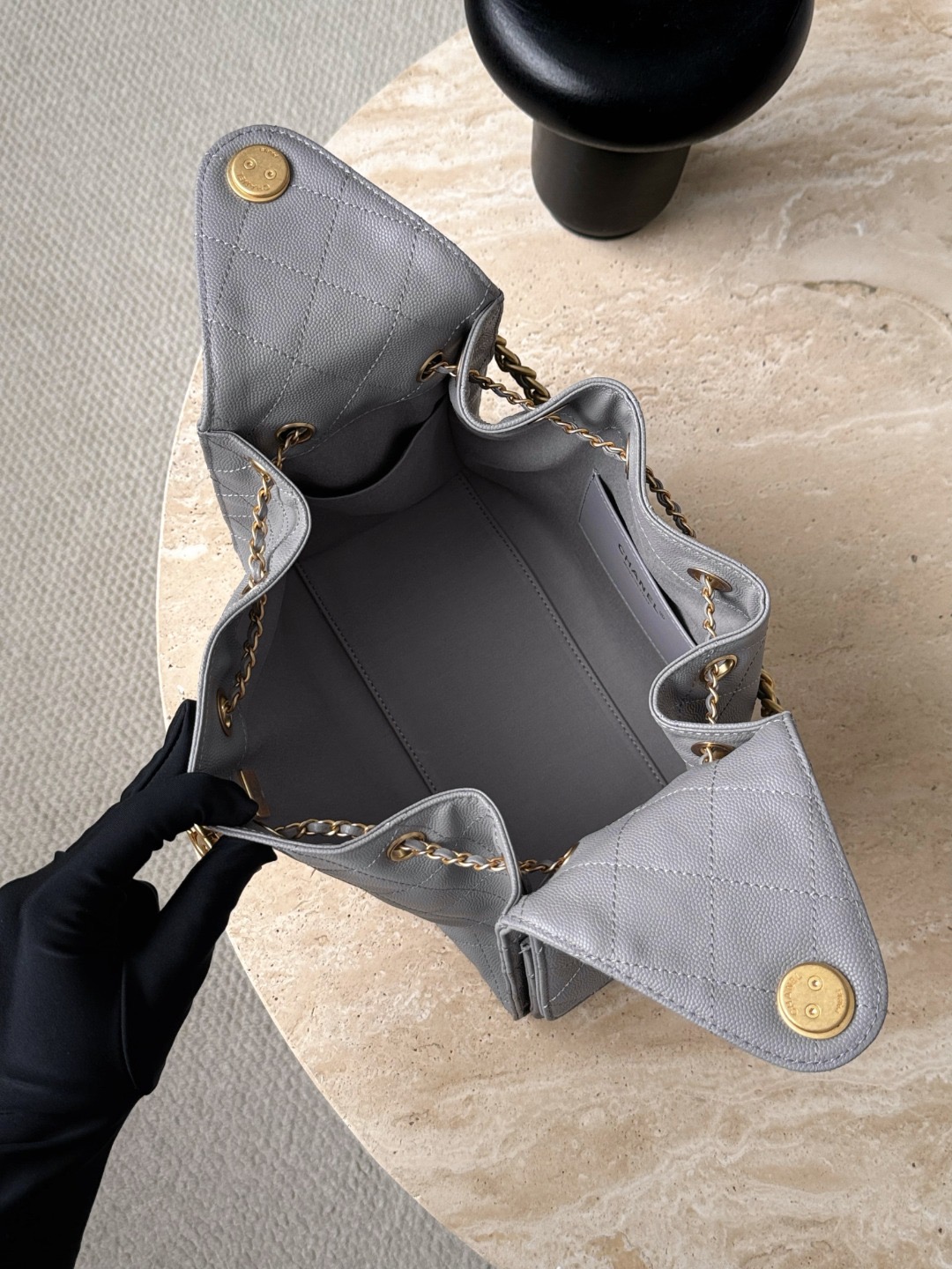 IMG_9606 CHANEL 25Bag Caviar leather In Grey - 图片 6