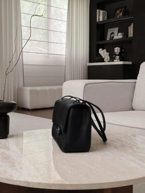 CHANEL Maxi Flap Bag Grained Calfskin In Black