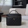 CHANEL 22S Vanity Bag