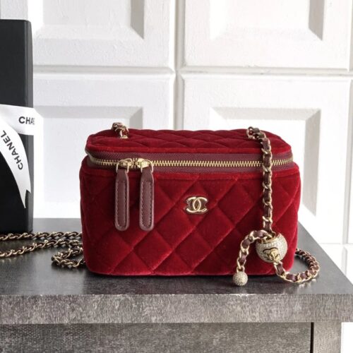 chanel vanity with chain rectangular ball & diamond lock