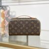 lv toiletry bag m11750