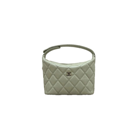 cbruegiwc CHANEL 25B Handbag