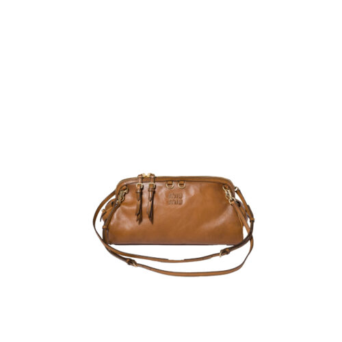 chweicwe MIUMIU Caprice leather clutch