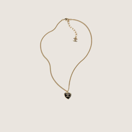 CHANEL Pendant necklace