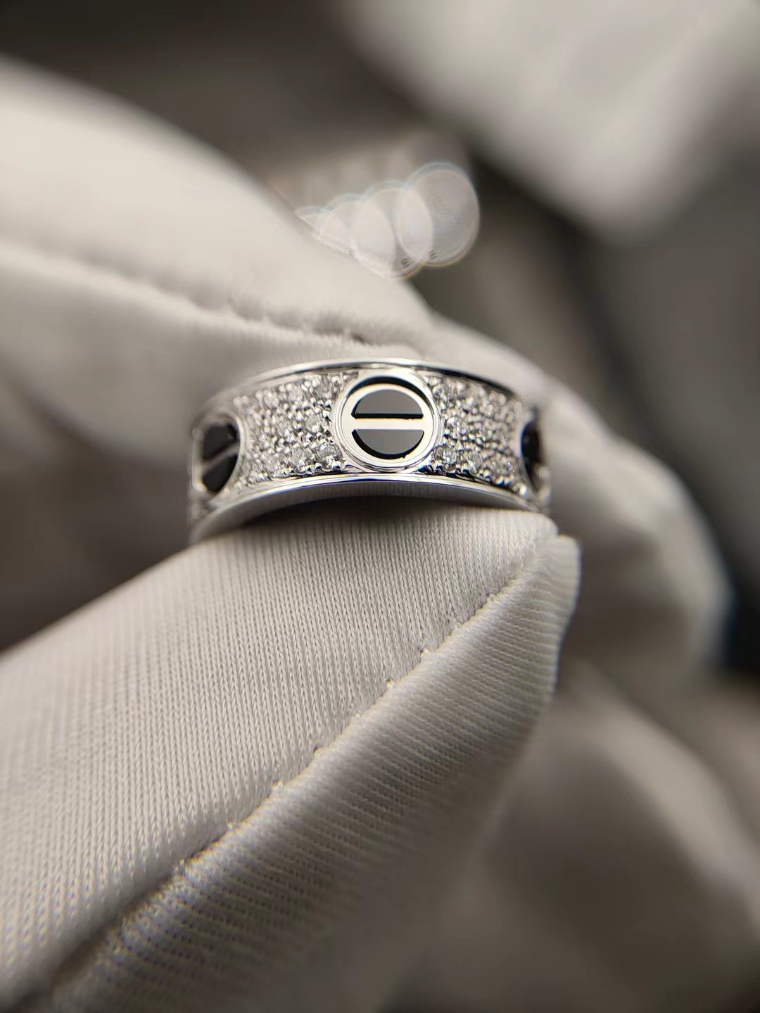 e3534c8dbb4ad10369390f45cca958dd Cartier Love diamond-paved ceramic White gold - 图片 3