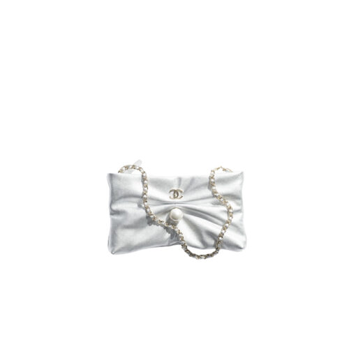 CHANEL clutch bag with pearl