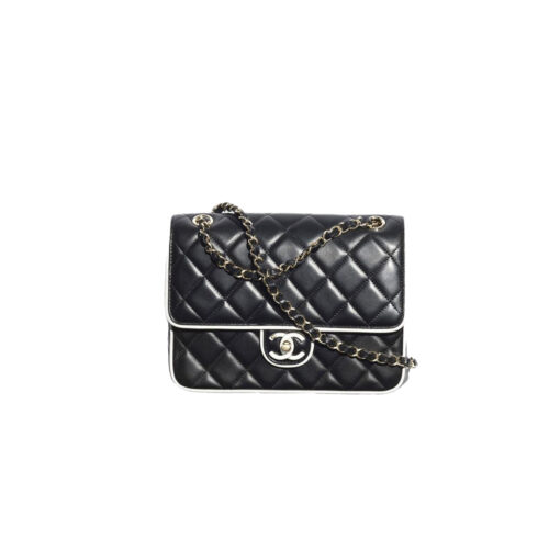 g-d-f-r-g CHANEL Flap bag Lambskin black & white