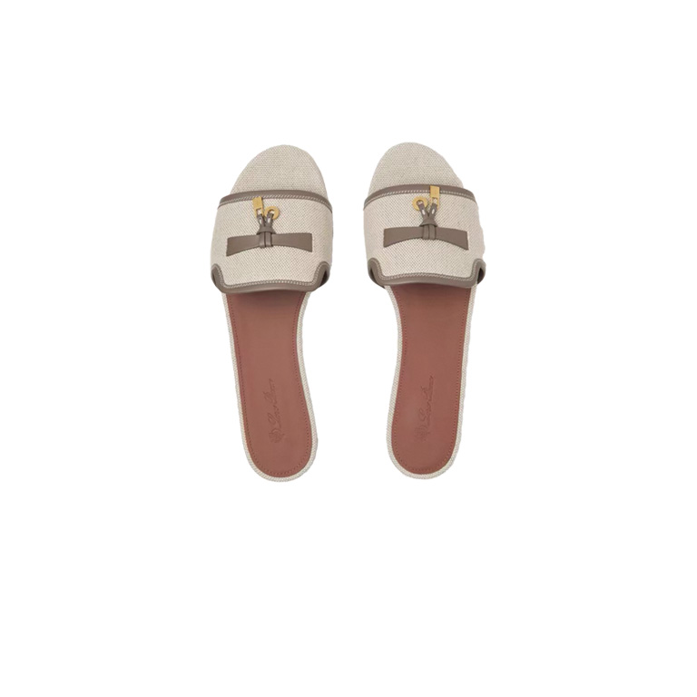 ldcwwcw LP Charms Sandal