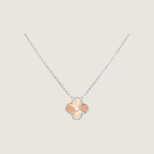 VCA Vintage Alhambra pendant-Christmas edition