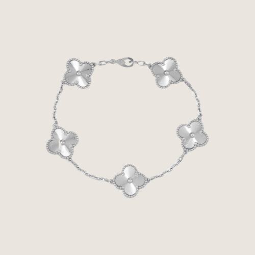r-g-r-t-h-g-y VCA Vintage Alhambra pendant- Perlée