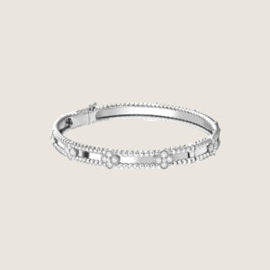 VCA Perlee sweet clovers cuff