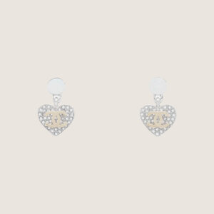 CHANEL Heart Pendant Set