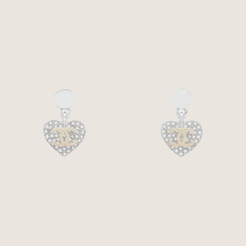 CHANEL Heart Pendant Set