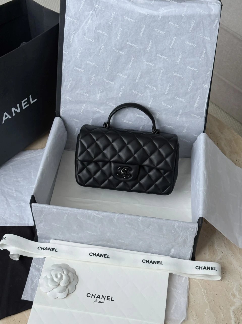 CHANEL 22 Mini Flap Bag with Top Handle Lambskin SoBlack IMG 3346