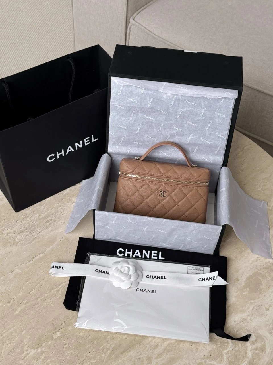 CHANEL 25P Vanity with chain – Grained calfskin IMG 6873