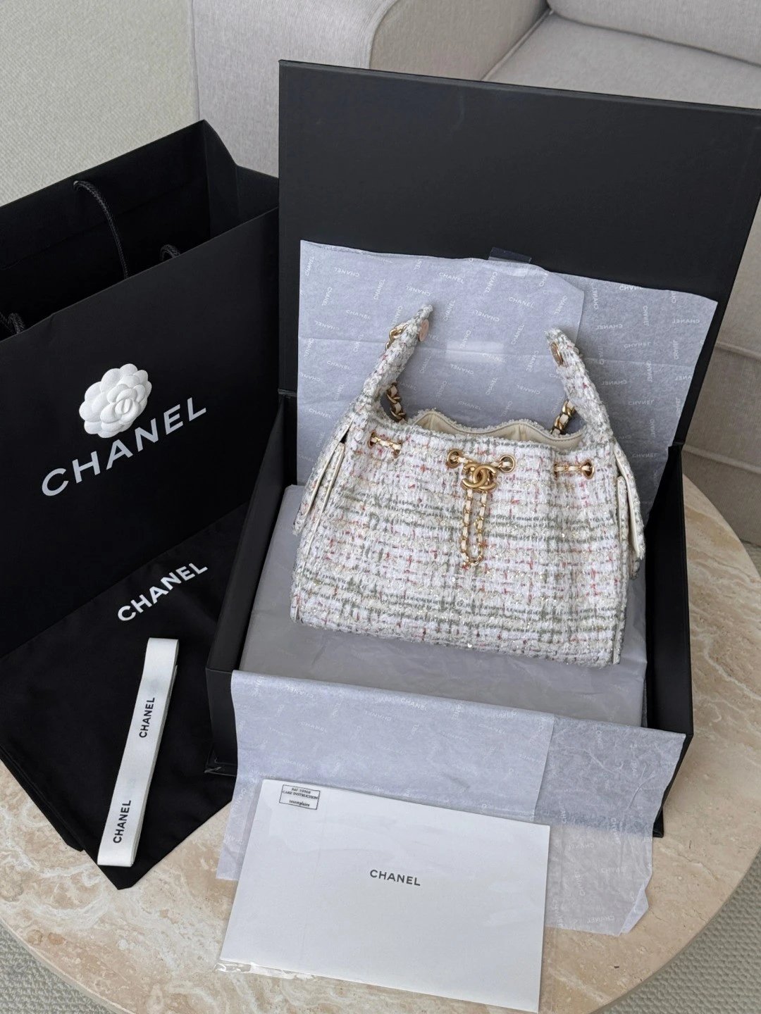 CHANEL 25 small handbag Wool tweed IMG 7460