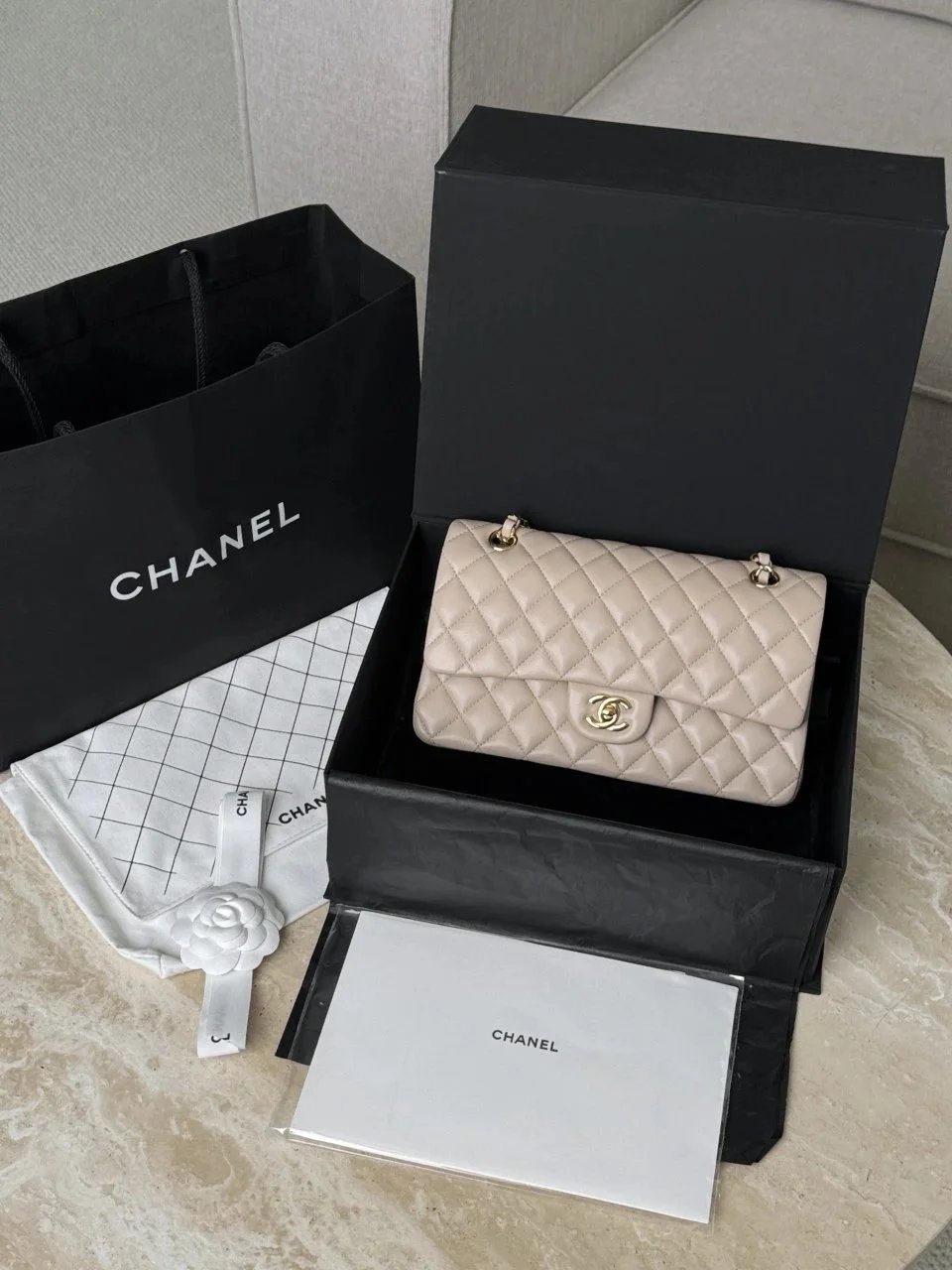 CHANEL Classic Flag Bag Lambskin Leather-23CM IMG 8961